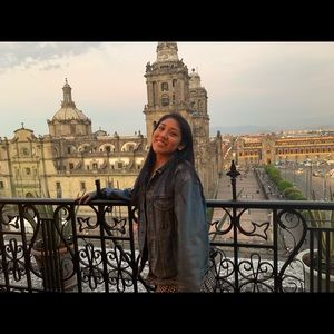 Meet your Posher, Fabiola